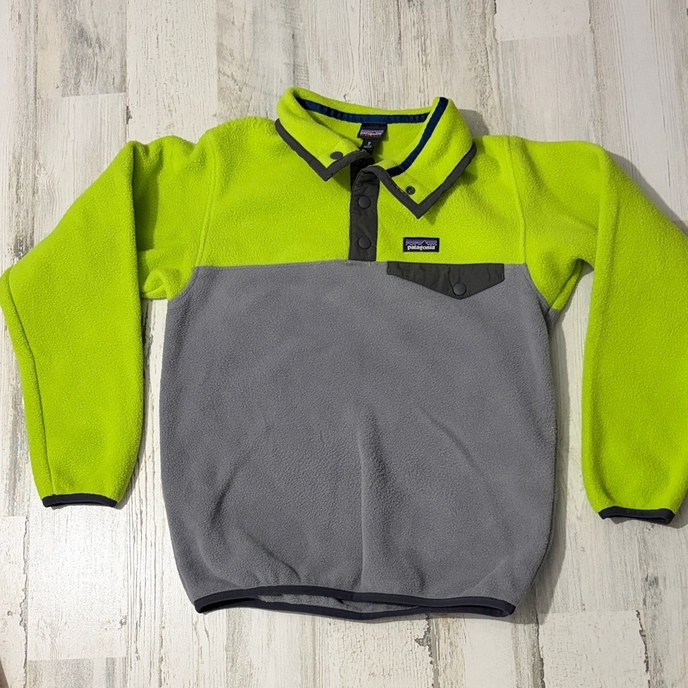 Patagonia Boys Jacket Size M 10